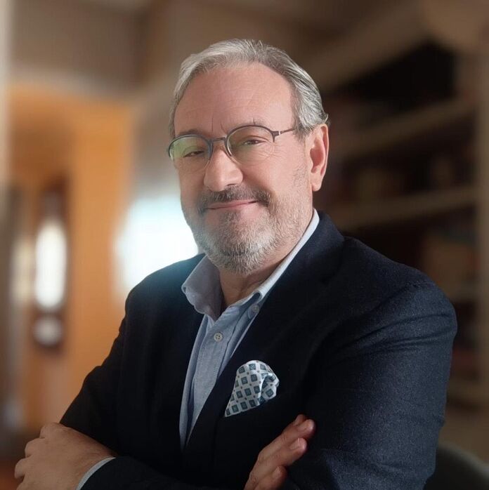 Carlos Saldaña - entrevista e&l